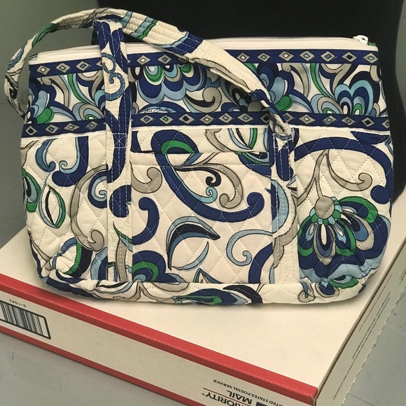 Vera Bradley Mediterranean White - Picture 2 of 3